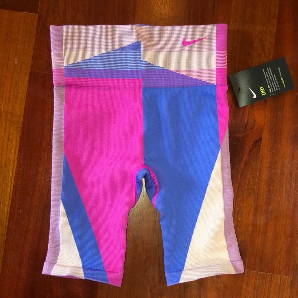 Nike size extra small multicolored bike shorts-NWT